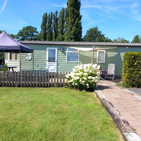 Locatie Het Knooppunt Engelse Chalet Nuis Exterior foto